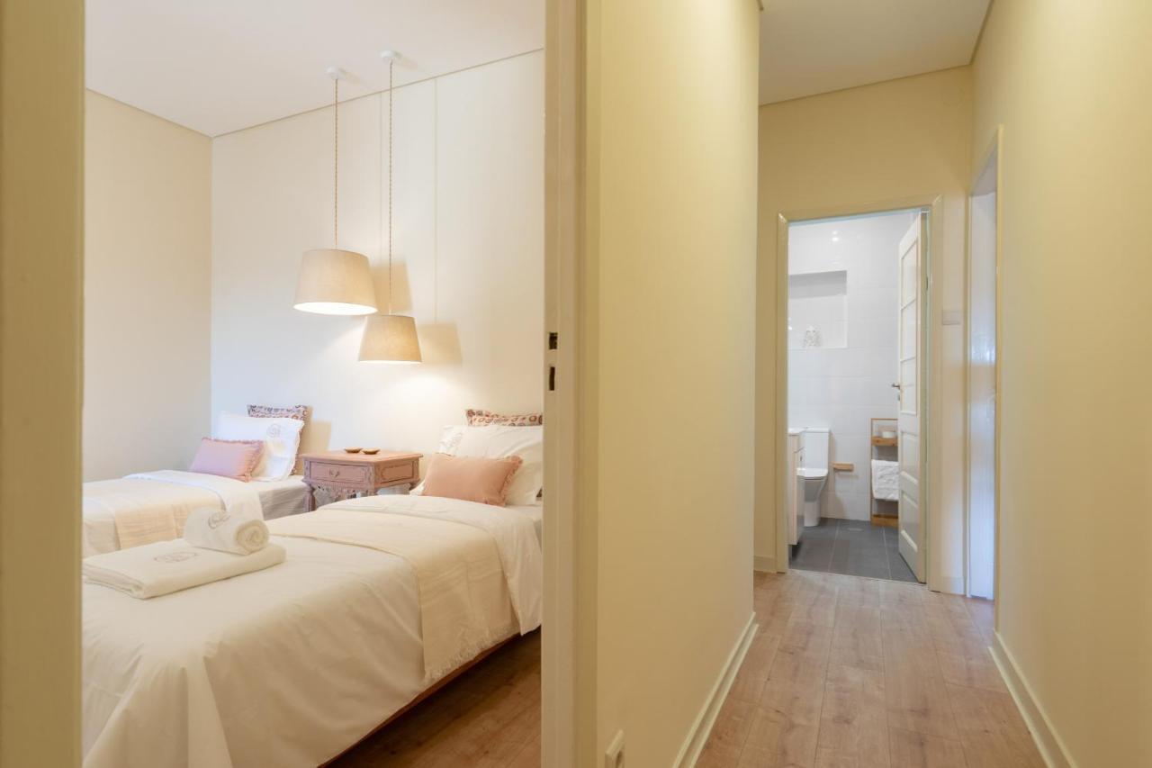 Gaya Avenue Flats - Elegant Contemporary Flats With Balcony Appartement Vila Nova de Gaia Buitenkant foto