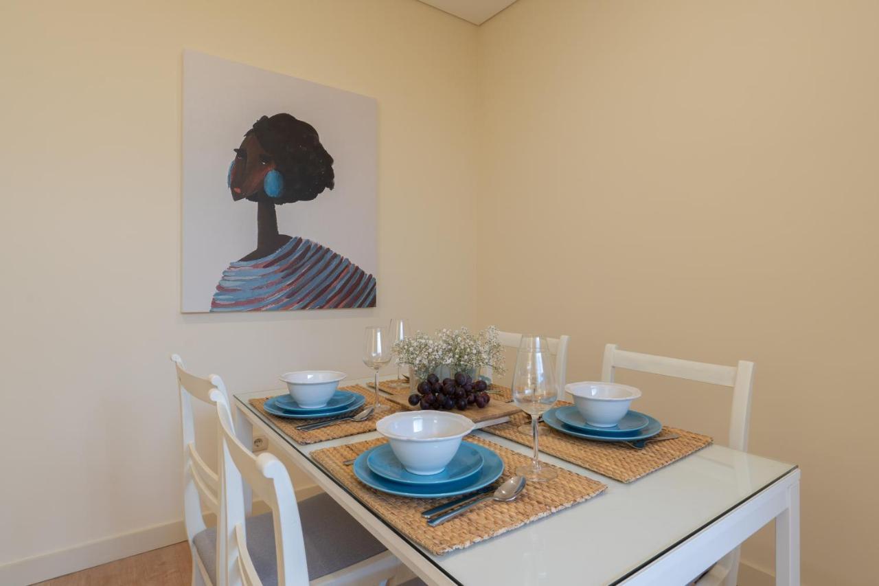 Gaya Avenue Flats - Elegant Contemporary Flats With Balcony Appartement Vila Nova de Gaia Buitenkant foto