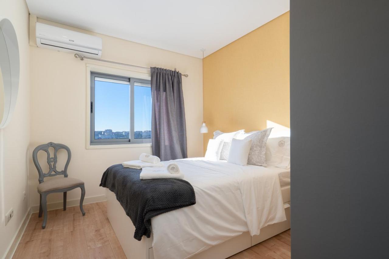 Gaya Avenue Flats - Elegant Contemporary Flats With Balcony Appartement Vila Nova de Gaia Buitenkant foto