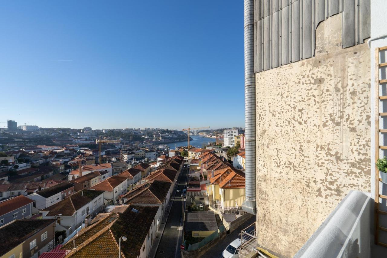 Gaya Avenue Flats - Elegant Contemporary Flats With Balcony Appartement Vila Nova de Gaia Buitenkant foto