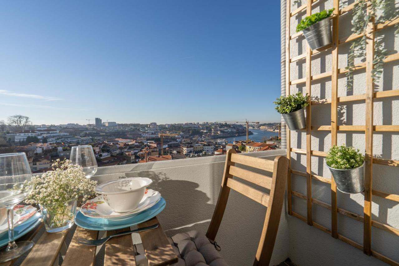 Gaya Avenue Flats - Elegant Contemporary Flats With Balcony Appartement Vila Nova de Gaia Buitenkant foto