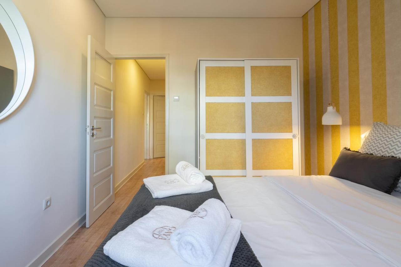 Gaya Avenue Flats - Elegant Contemporary Flats With Balcony Appartement Vila Nova de Gaia Buitenkant foto